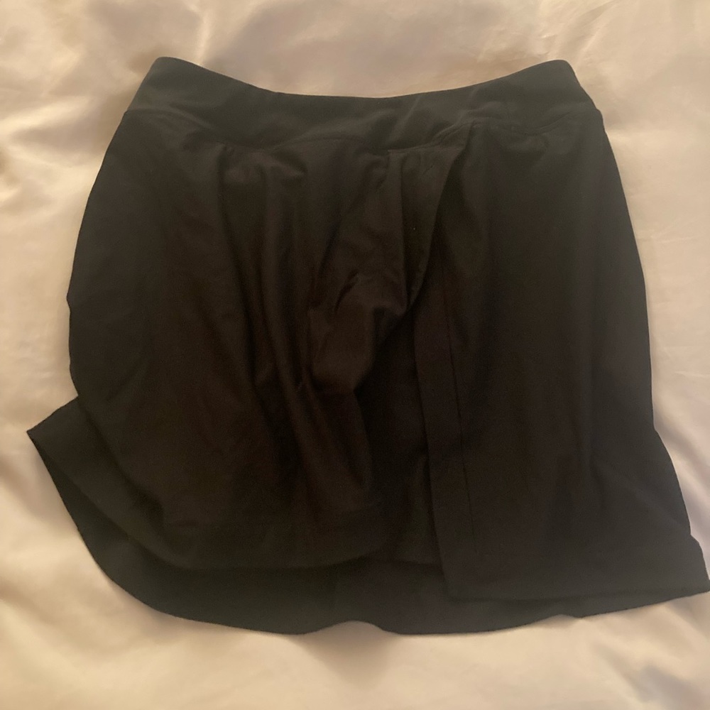 COPY - Outdoor Voices black skort M